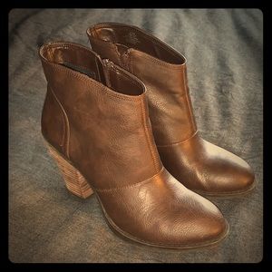 Jessica Simpson Boots